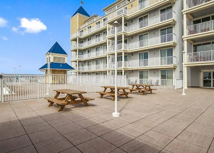 Holiday home Belmont Towers 801